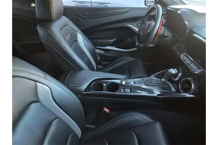 $33595 : Chevrolet Camaro 2016 SS 2dr image 5