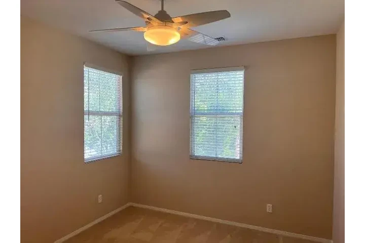 $2500 : 4BD Ready For Move In Asap!!! image 5