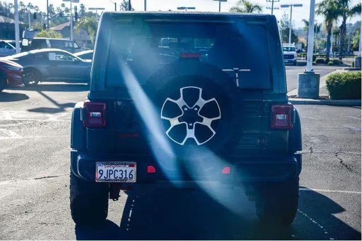 $36995 : Jeep Wrangler Unlimited 2021 image 5