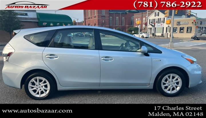 $10300 : Used 2014 Prius v 5dr Wgn Two image 6