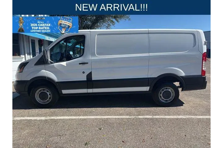 $10598 : Ford Transit 2018 250 3dr SW image 1