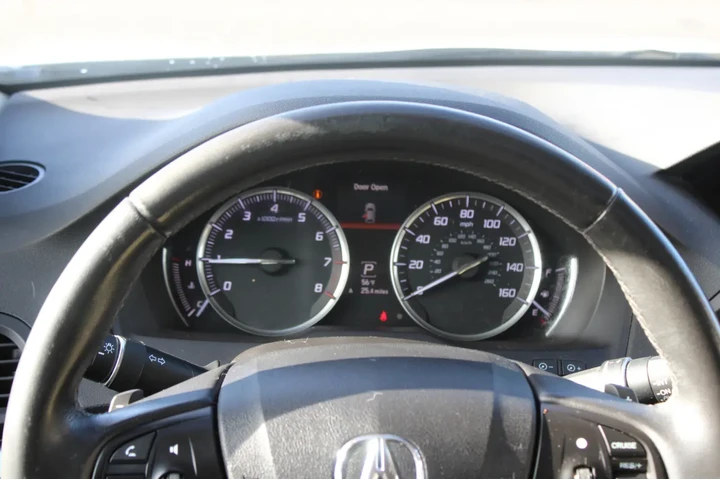 $15995 : 2015 MDX FWD 4dr image 9