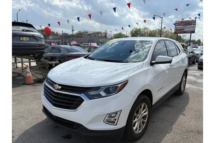 2018 Equinox LT image 4