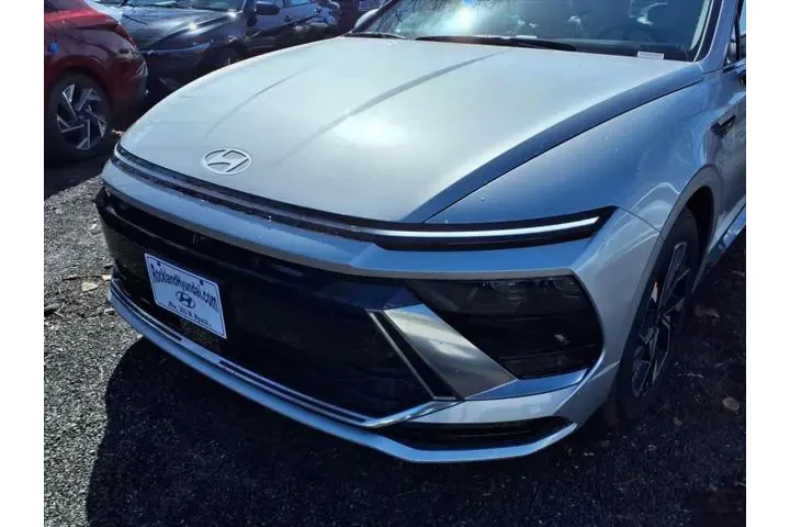 $29635 : Hyundai SONATA 2025 SEL 4dr image 7