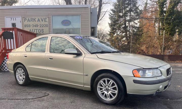 $3995 : 2005 S60 2.4 image 1