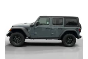 $33404 : Jeep Wrangler 2025 4x4 Willy thumbnail