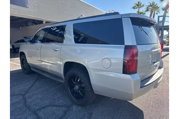 $14937 : Chevrolet Suburban 2016 4x4 image 7