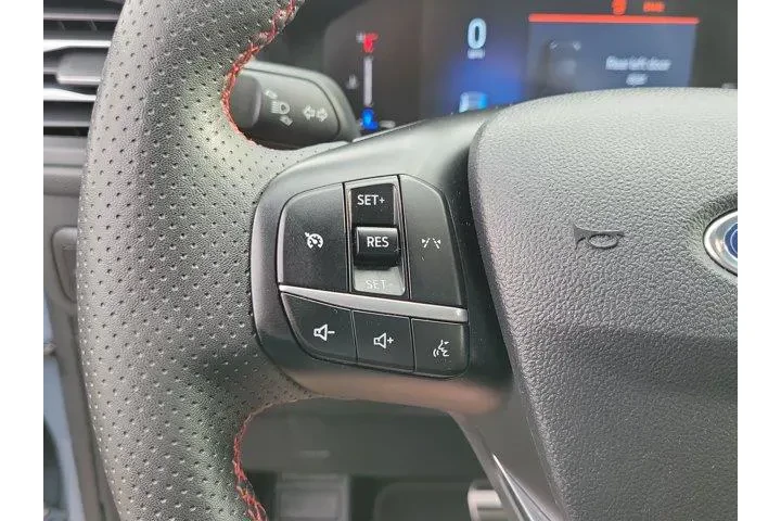 $21500 : Ford Escape 2023 AWD ST-Line image 6