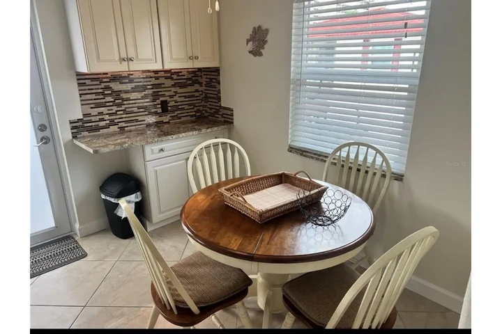 $6700 : Rent image 4