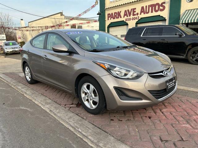 $7995 : 2014 Elantra SE image 1