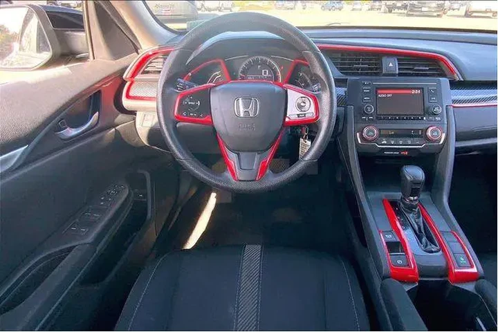 $13985 : Honda Civic 2018 LX 4dr Seda image 5