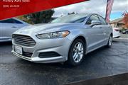 2015 Fusion SE thumbnail