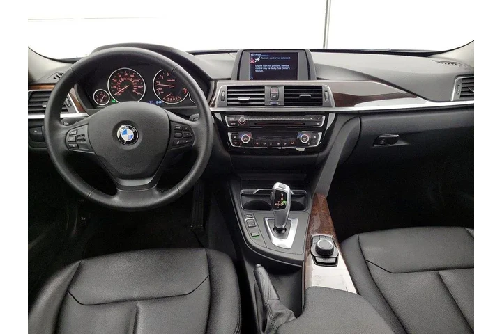$14998 : BMW 3 Series 2016 AWD 320i x image 1