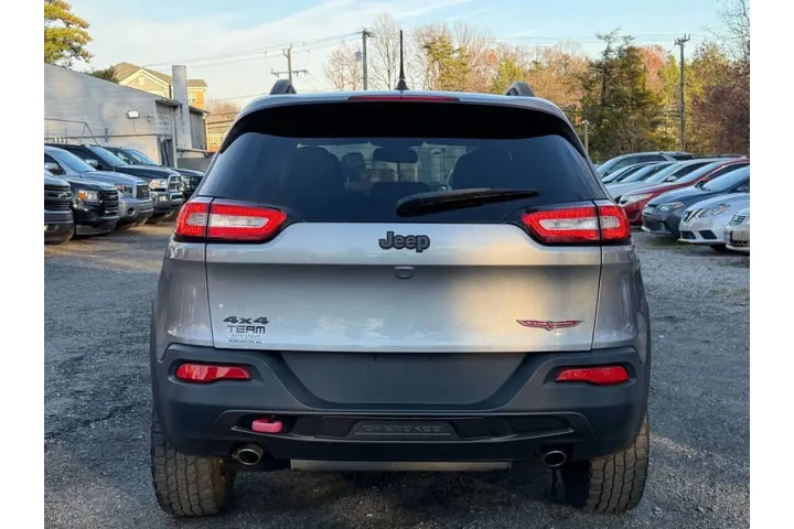 $12990 : 2015 Cherokee Trailhawk image 6