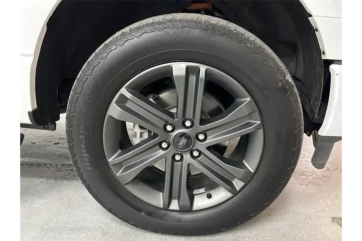 $39450 : Ford F-150 2023 4x4 XLT 4dr image 2