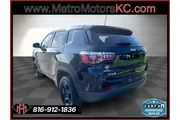 $13989 : 2018 Compass Sport 4x4 thumbnail