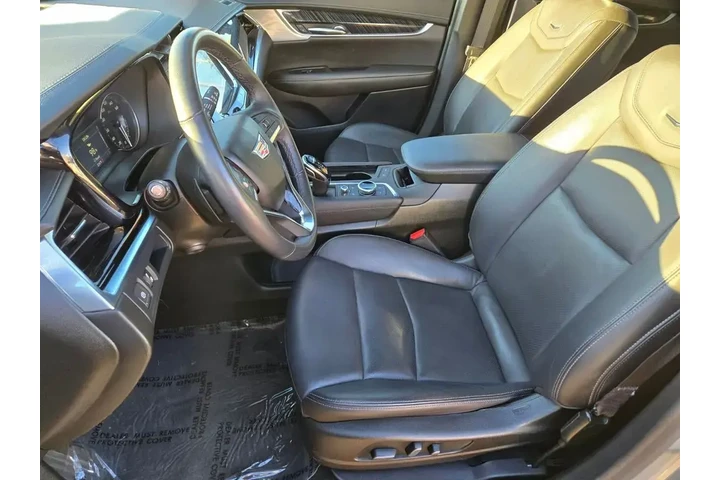 $39643 : Cadillac XT6 2025 Premium Lu image 10