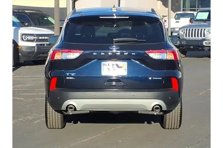 $21560 : Ford Escape 2021 AWD SEL 4dr image 5