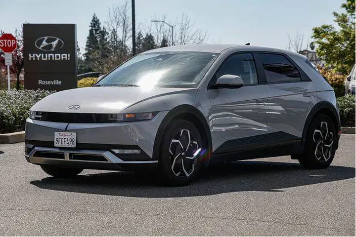 $24992 : Hyundai IONIQ 5 2023 SEL 4dr image 1