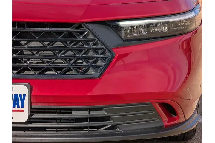 $24770 : Honda Accord 2024 EX 4dr Sed image 8