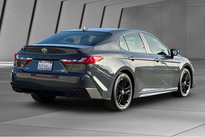$31000 : Toyota Camry 2025 SE 4dr Sed image 4
