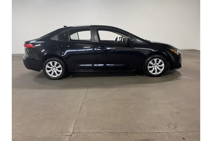 $19886 : Toyota Corolla 2023 LE 4dr S image 2