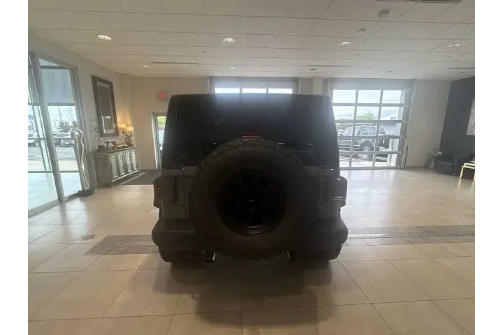 $25992 : Jeep Wrangler 2020 4x4 Willy image 4