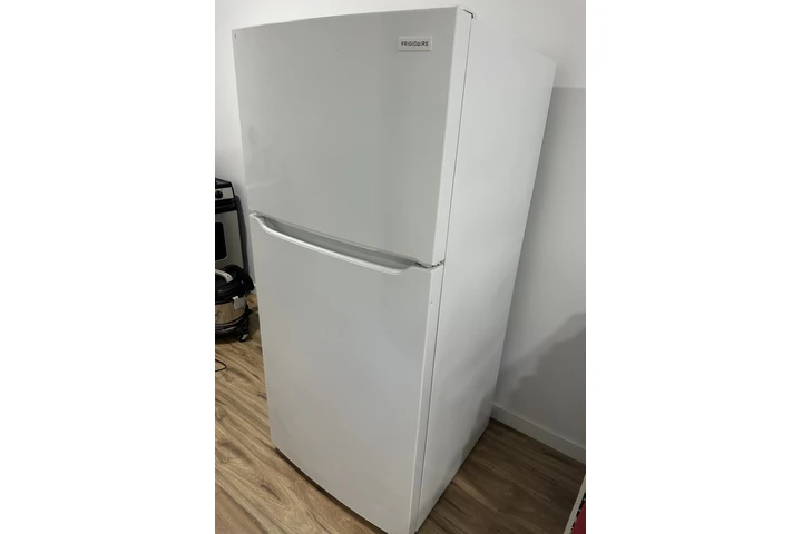 $1850 : Studio for Rent image 8