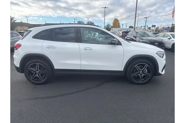 $29995 : Mercedes-Benz GLA 2023 AWD G image 6