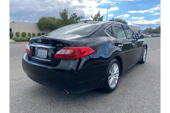 $11995 : 2012 M35h image 8