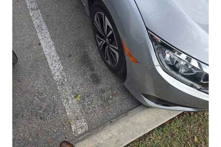 $19995 : Honda Civic 2018 EX-T 4dr Se image 3