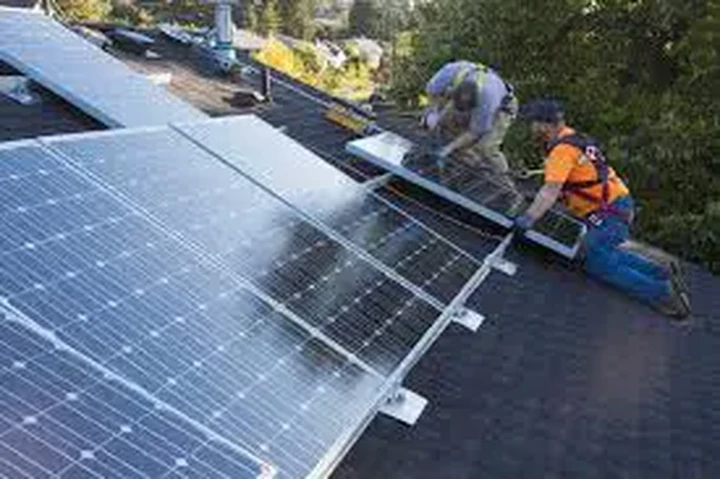 $70 : removemos paneles solares image 4