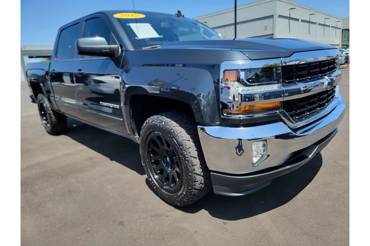 2017 Chevrolet Silverado 1500 image 1