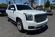 $27998 : 2019 GMC Yukon Denali thumbnail