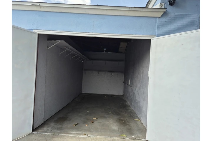 $2000 : Apartamento  de Renta image 1