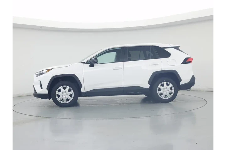 $26998 : Toyota RAV4 2024 AWD LE 4dr image 3