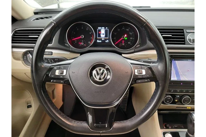 $13599 : Volkswagen Passat 2016 1.8T image 10