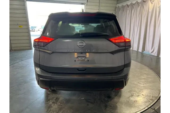 $24499 : Nissan Rogue 2026 SV 4dr Cro image 6