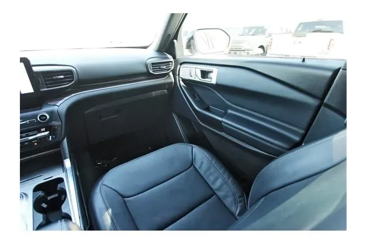 $27699 : Ford Explorer 2020 Limited 4 image 7