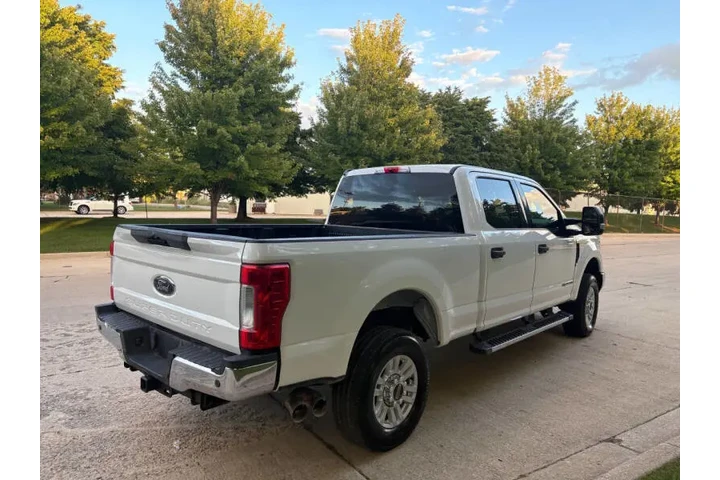 $29995 : 2019 F-250 Super Duty XLT image 7