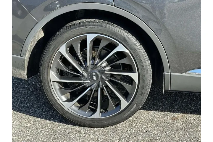 $33655 : Lincoln Aviator 2020 AWD Res image 6