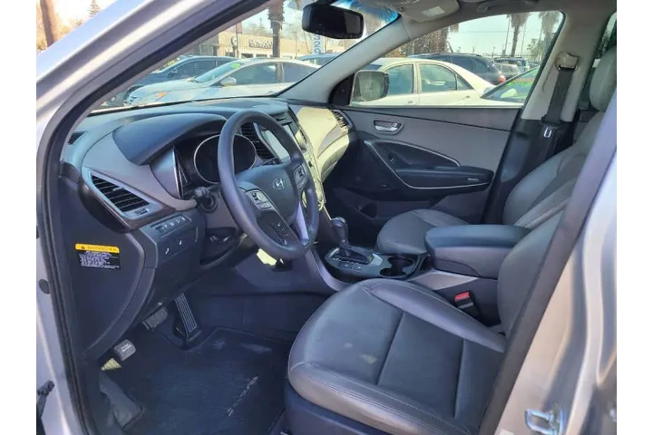 $9700 : 2017 Santa Fe Sport 2.4L image 6