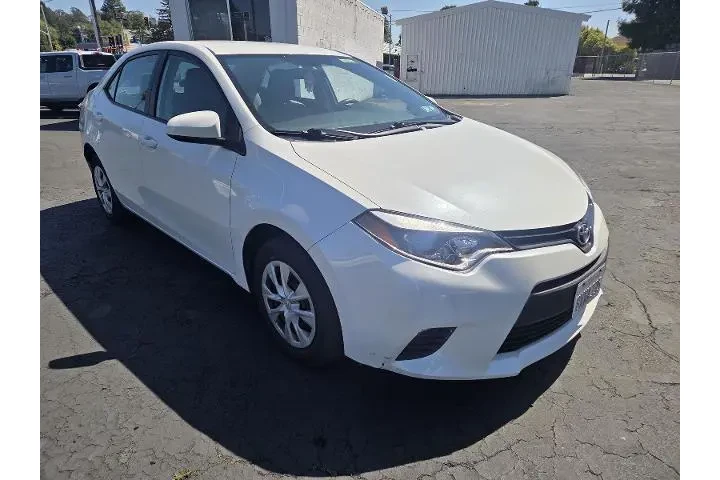 $15950 : Toyota Corolla 2014 LE Eco 4 image 3