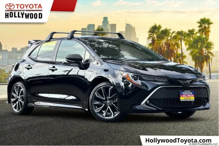 $24499 : Toyota Corolla Hatchback 202 image 1