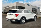 $31300 : Ford Explorer 2021 AWD Plati thumbnail