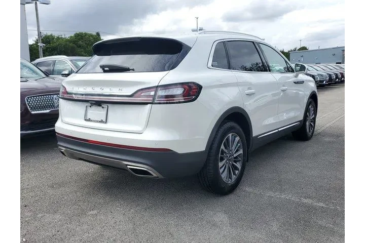 $27990 : Lincoln Nautilus 2023 Standa image 6