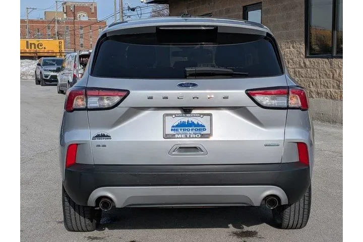 $13898 : Ford Escape 2020 SE 4dr SUV image 4