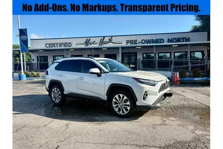 $29773 : Toyota RAV4 2022 XLE Premium image 1