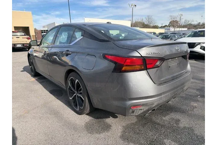 $21707 : Nissan Altima 2024 2.5 SR 4d image 5