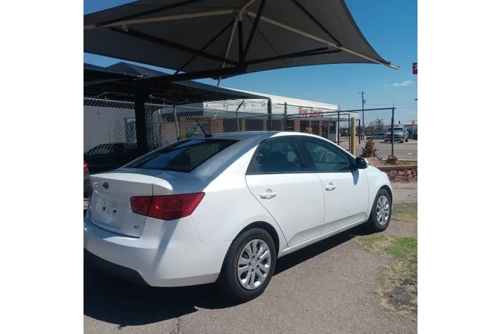 $5995 : 2012 Forte image 5